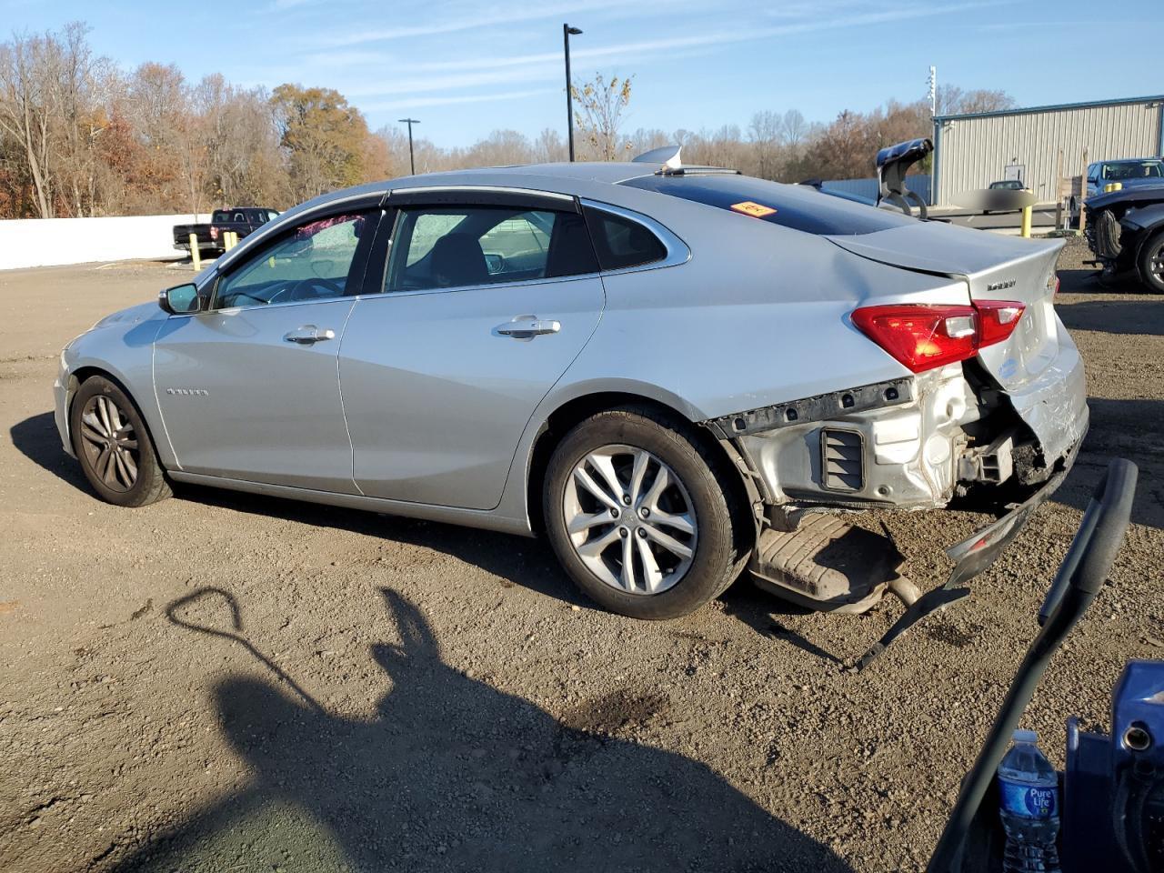 2018 Chevrolet Malibu Lt - zdjęcie 2