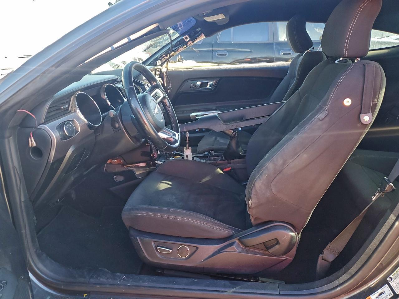 2017 Ford Mustang Gt - zdjęcie 7