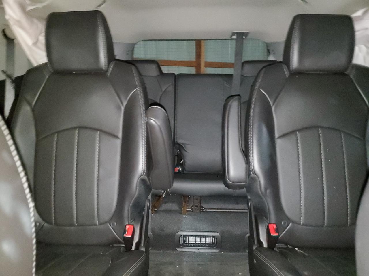 2016 Chevrolet Traverse Ltz - zdjęcie 10