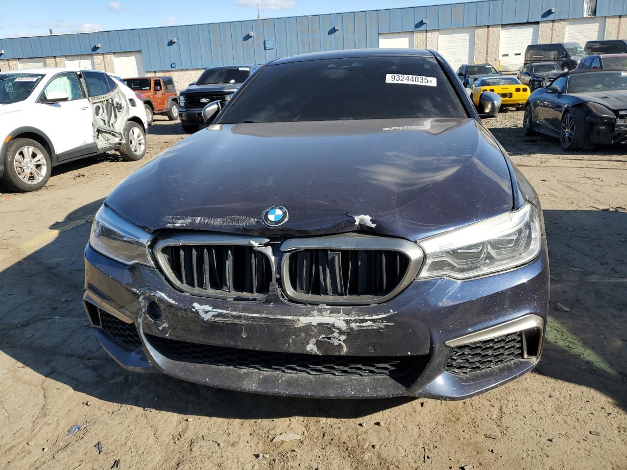 2019 BMW Seria 5 - zdjęcie 5