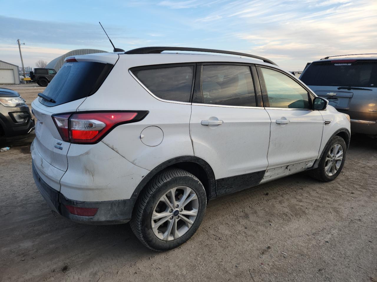 Ford Escape - zdjęcie 3