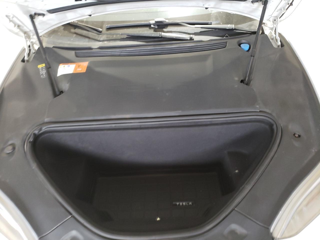 2017 Tesla Model S - zdjęcie 11