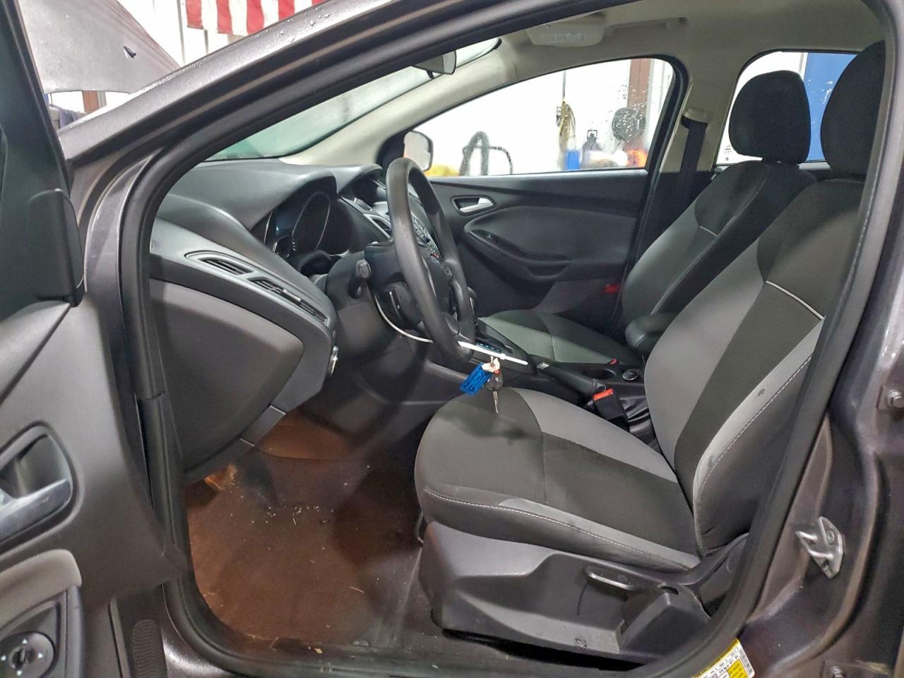 2014 Ford Focus - zdjęcie 7