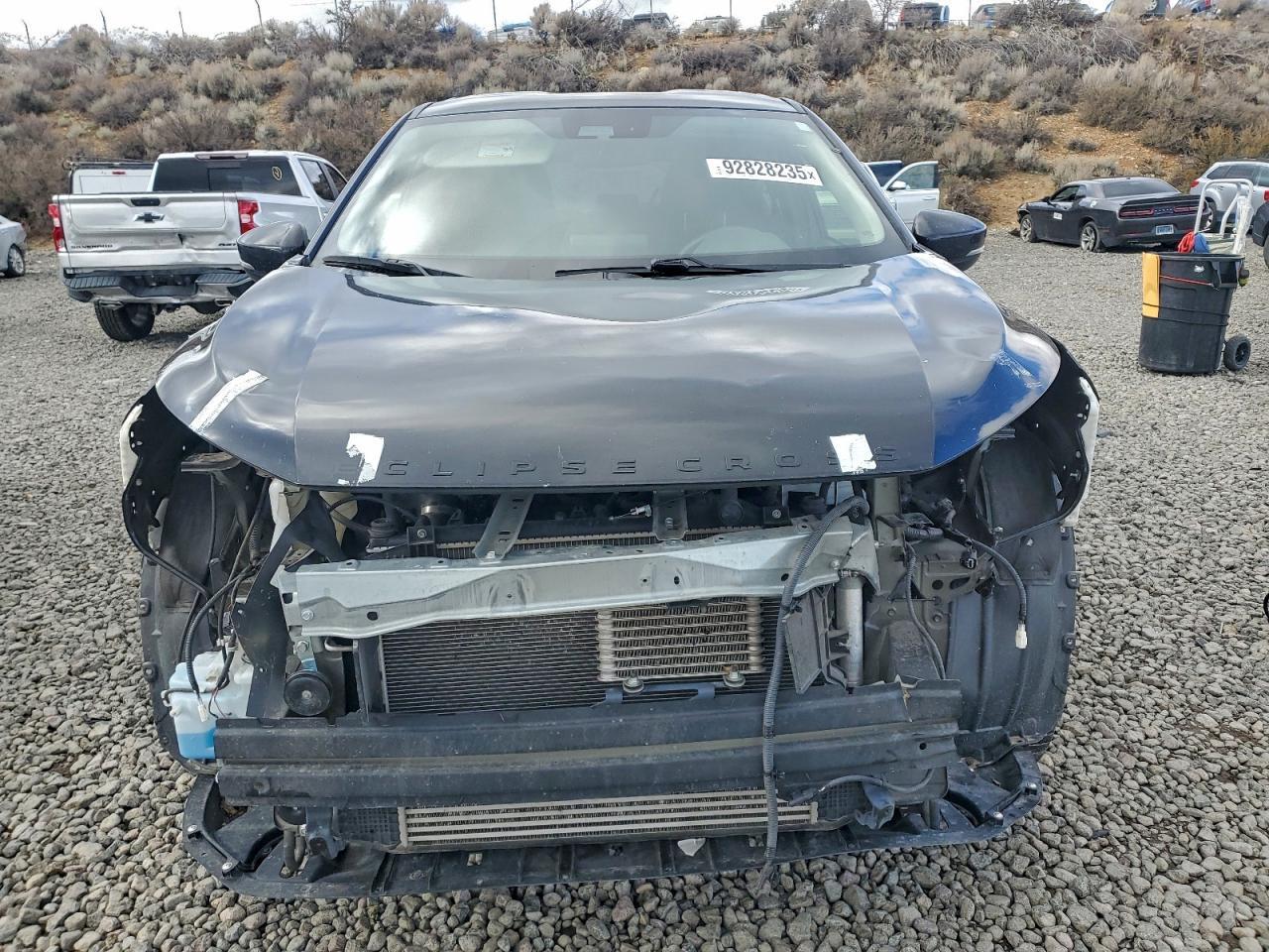 2023 Mitsubishi Eclipse Cross Le - zdjęcie 5