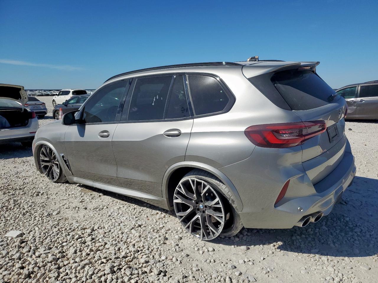 2021 BMW X5 - zdjęcie 2