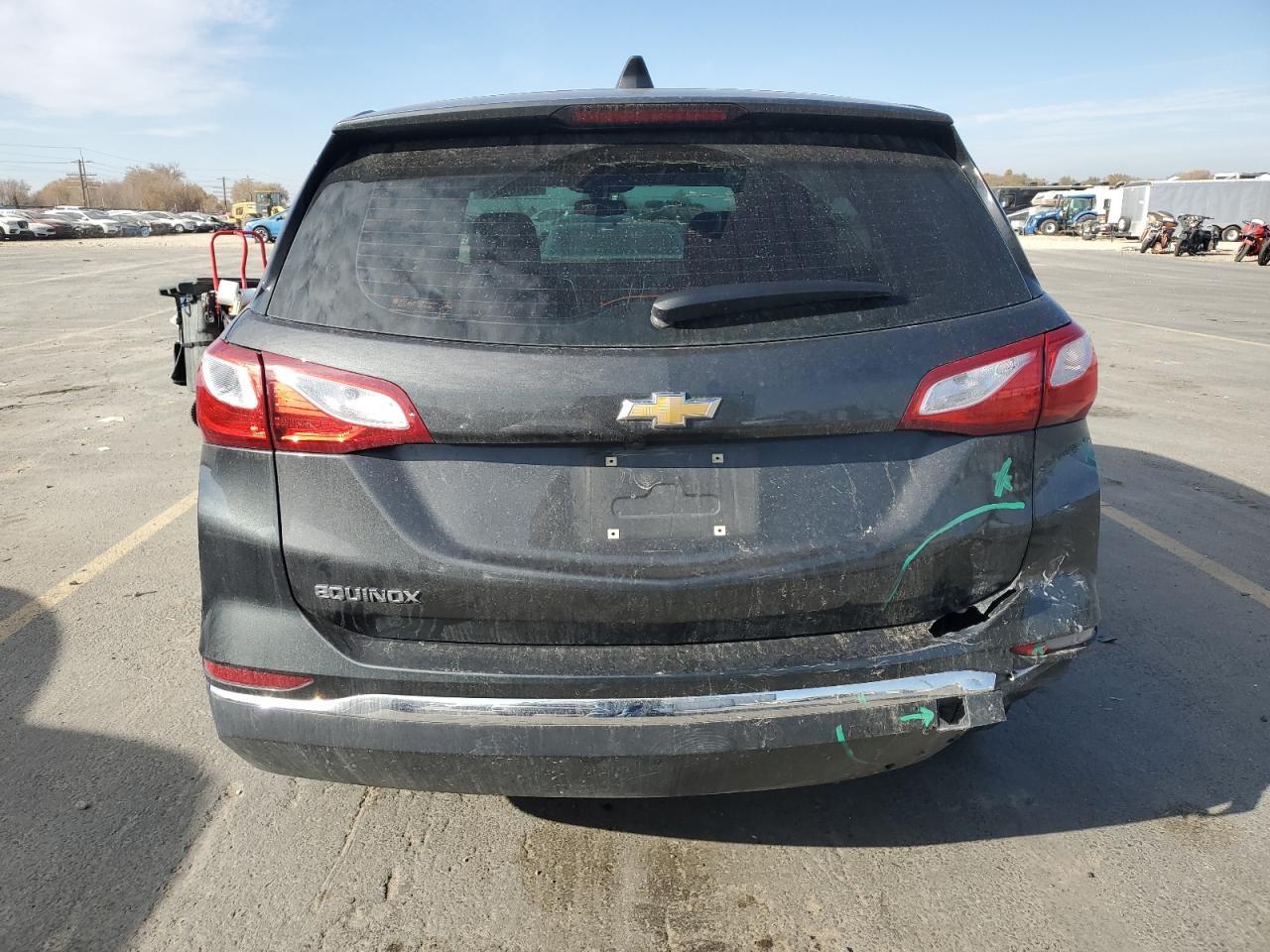 2018 Chevrolet Equinox Ls - zdjęcie 6