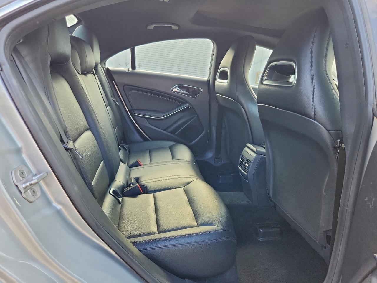 2014 Mercedes-Benz Cla 250 - zdjęcie 10