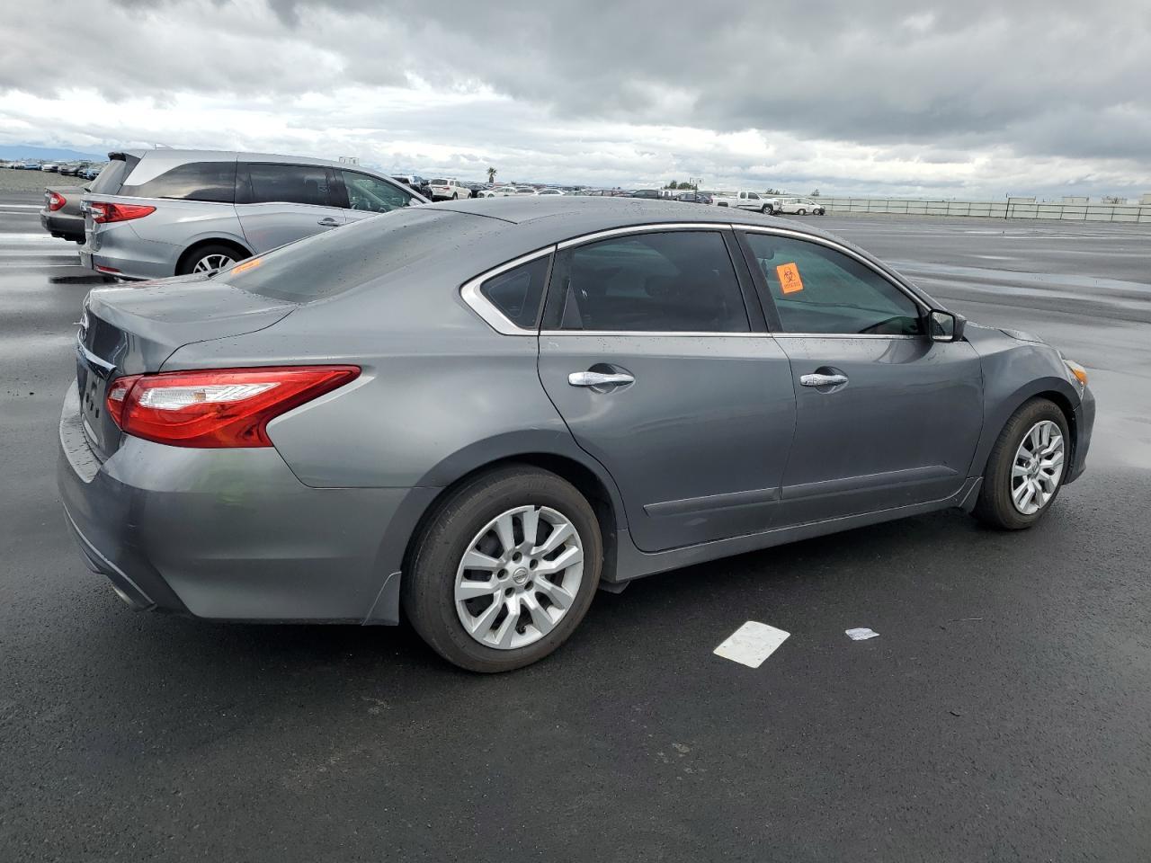 2017 Nissan Altima 2.5 - zdjęcie 3
