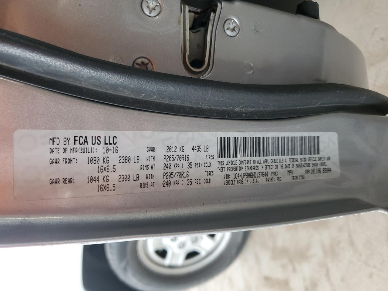 2017 Jeep Liberty (Patriot) - zdjęcie 14