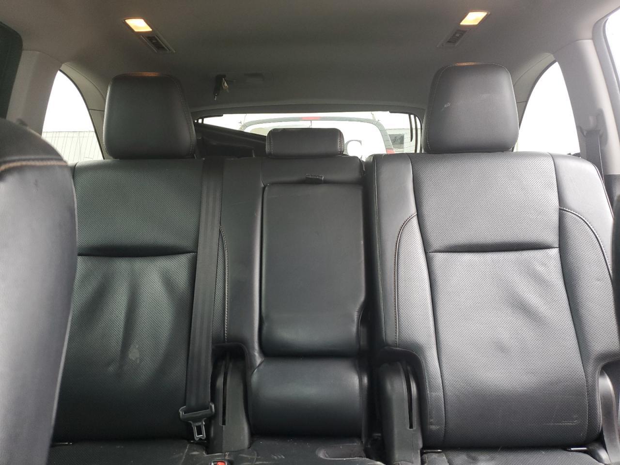 2017 Toyota Highlander - zdjęcie 10
