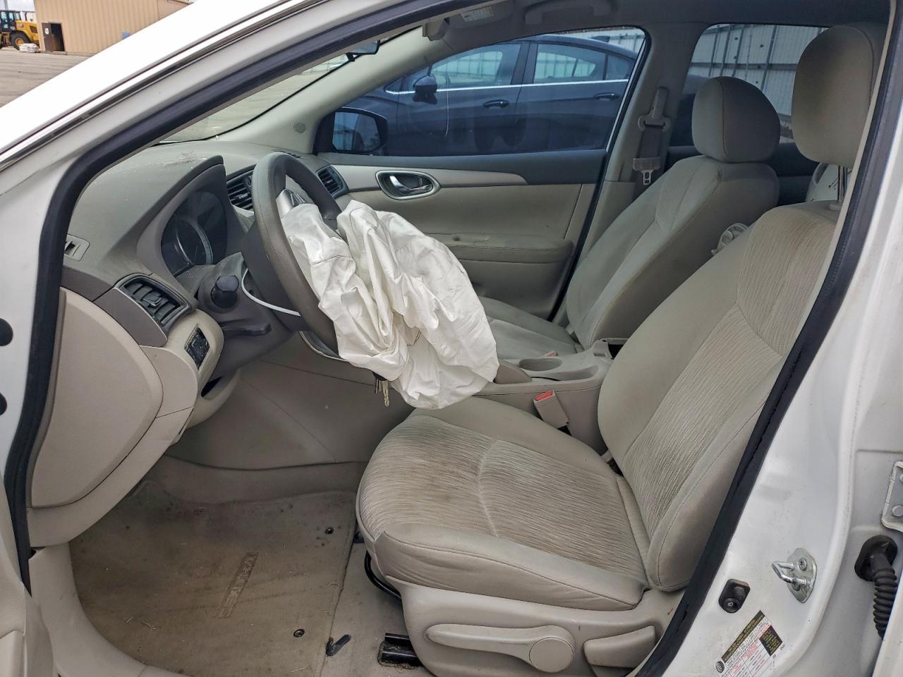 2014 Nissan Sentra - zdjęcie 7