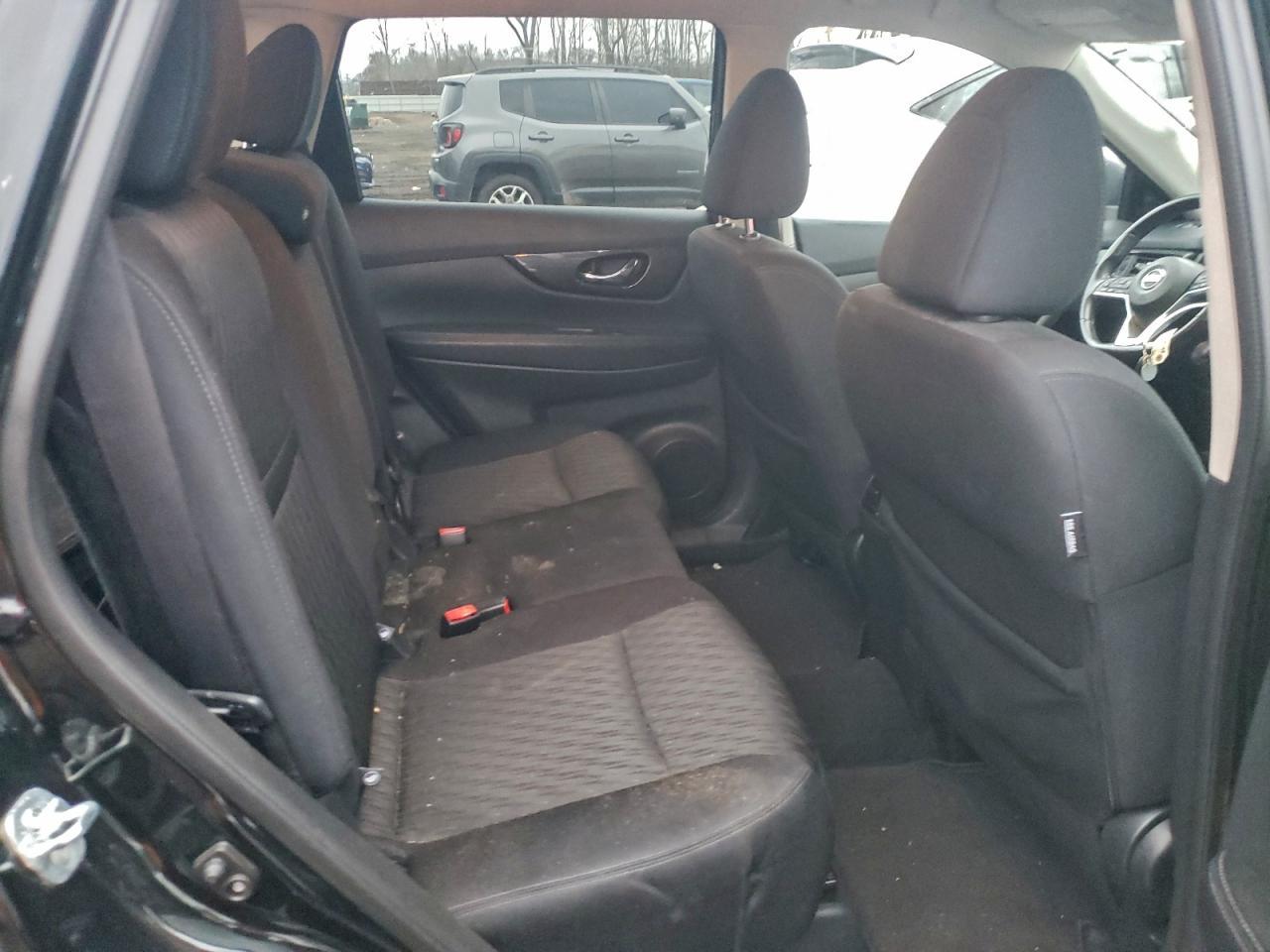 2018 Nissan Rogue - zdjęcie 10