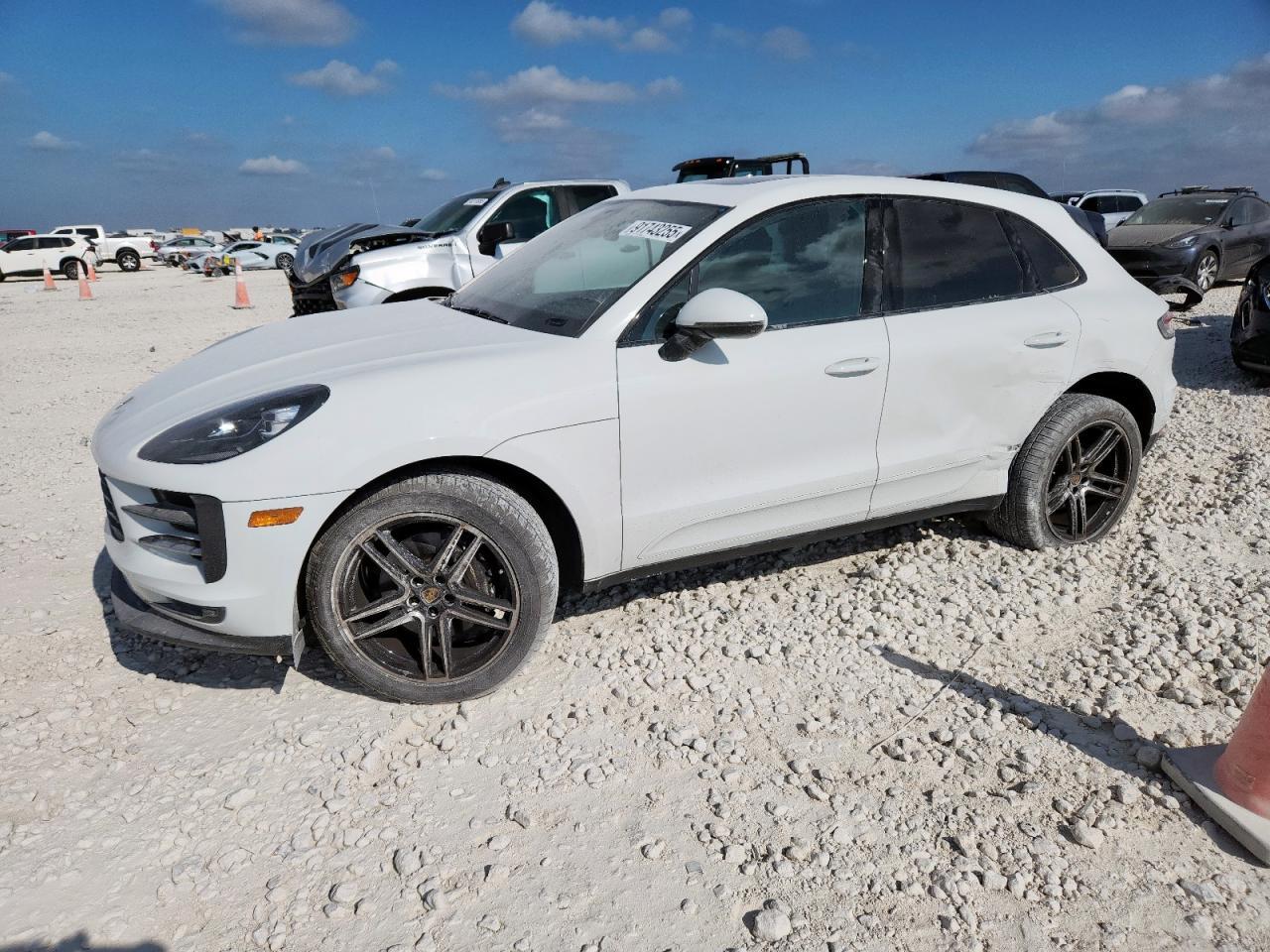2021 Porsche Macan - zdjęcie główne