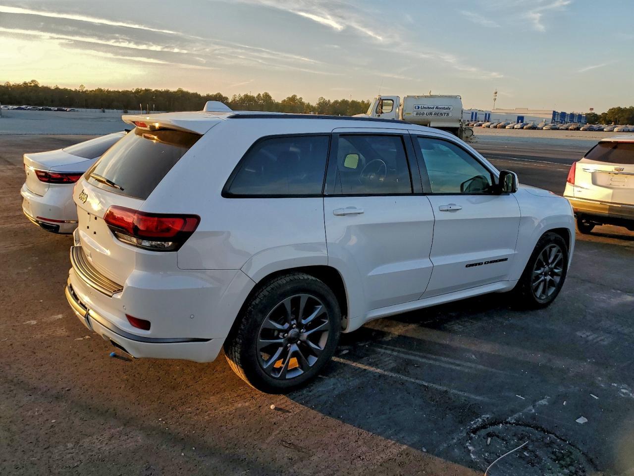2019 Jeep Grand Cherokee - zdjęcie 3