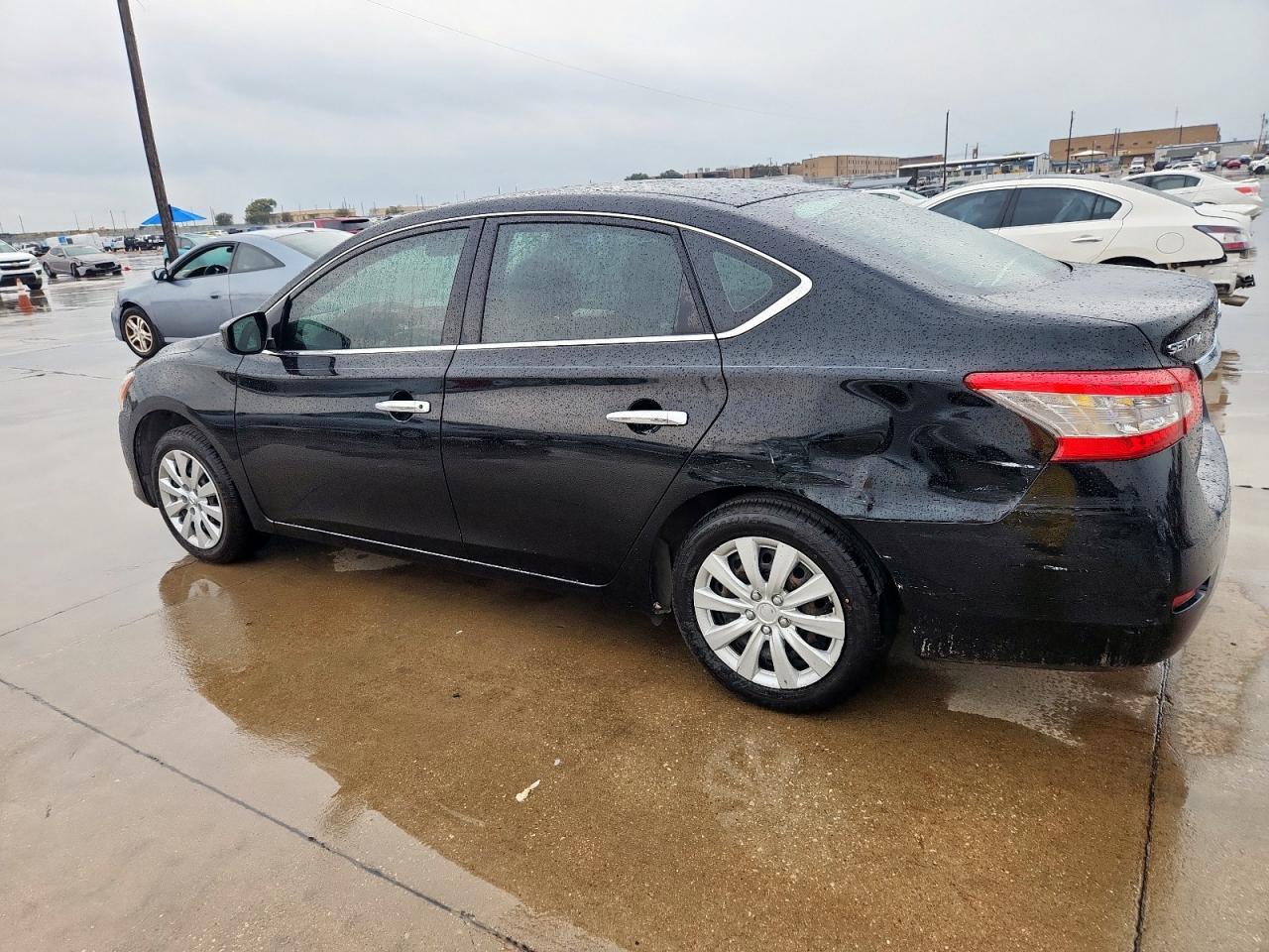 2015 Nissan Sentra - zdjęcie 2