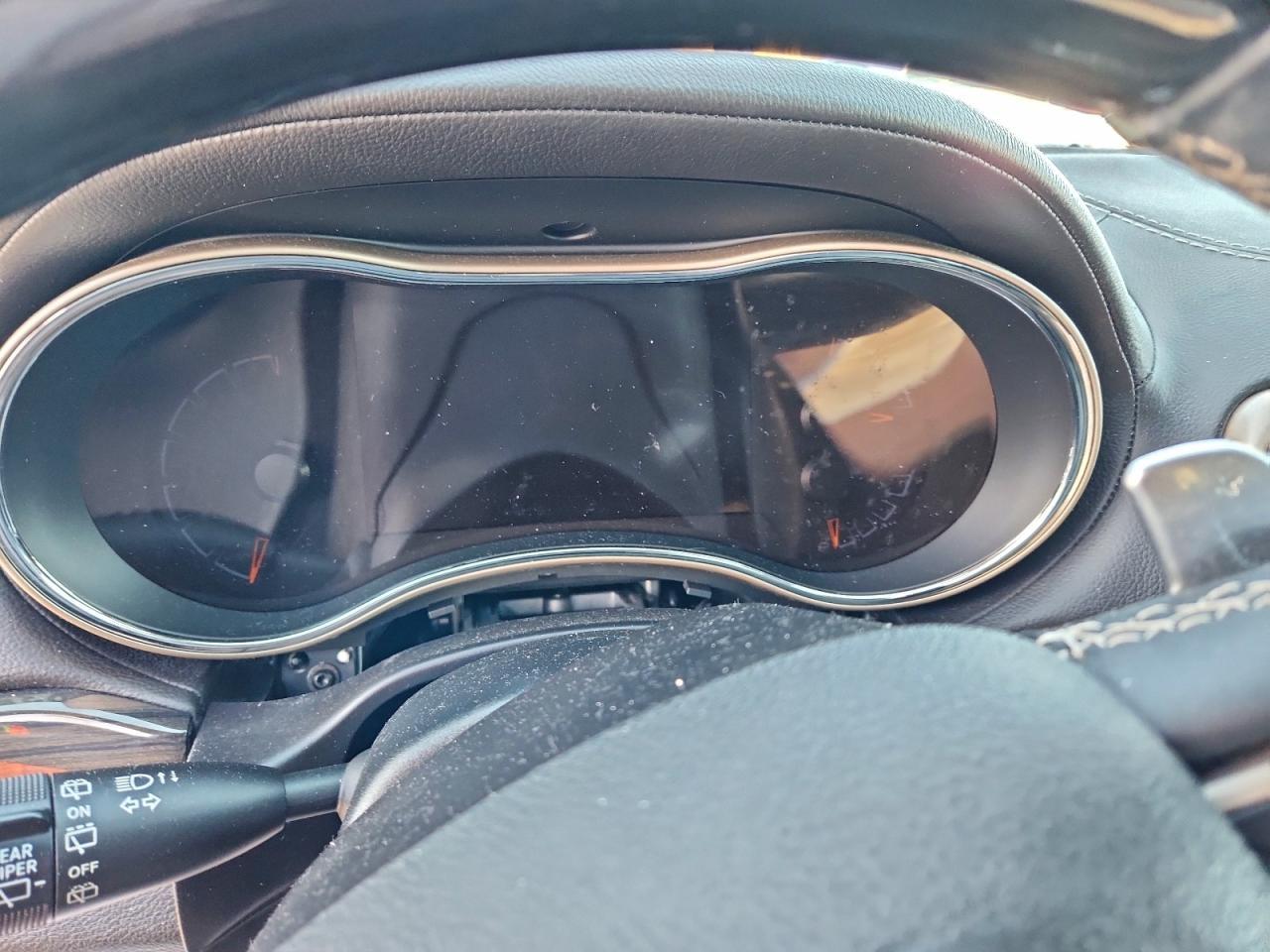 2017 Jeep Grand Cherokee - zdjęcie 9