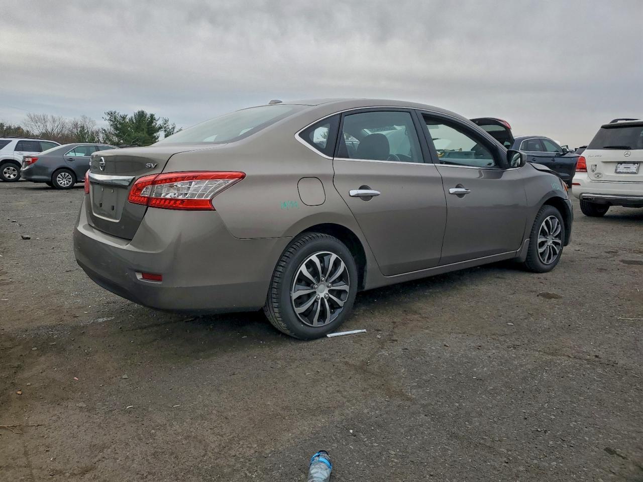 2015 Nissan Sentra - zdjęcie 3