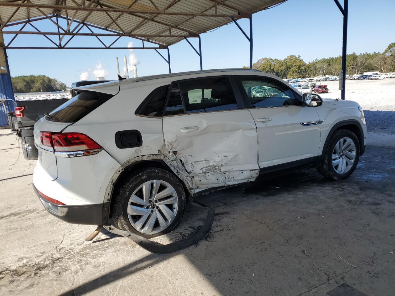 2021 Volkswagen Atlas Cross Sport - zdjęcie 3