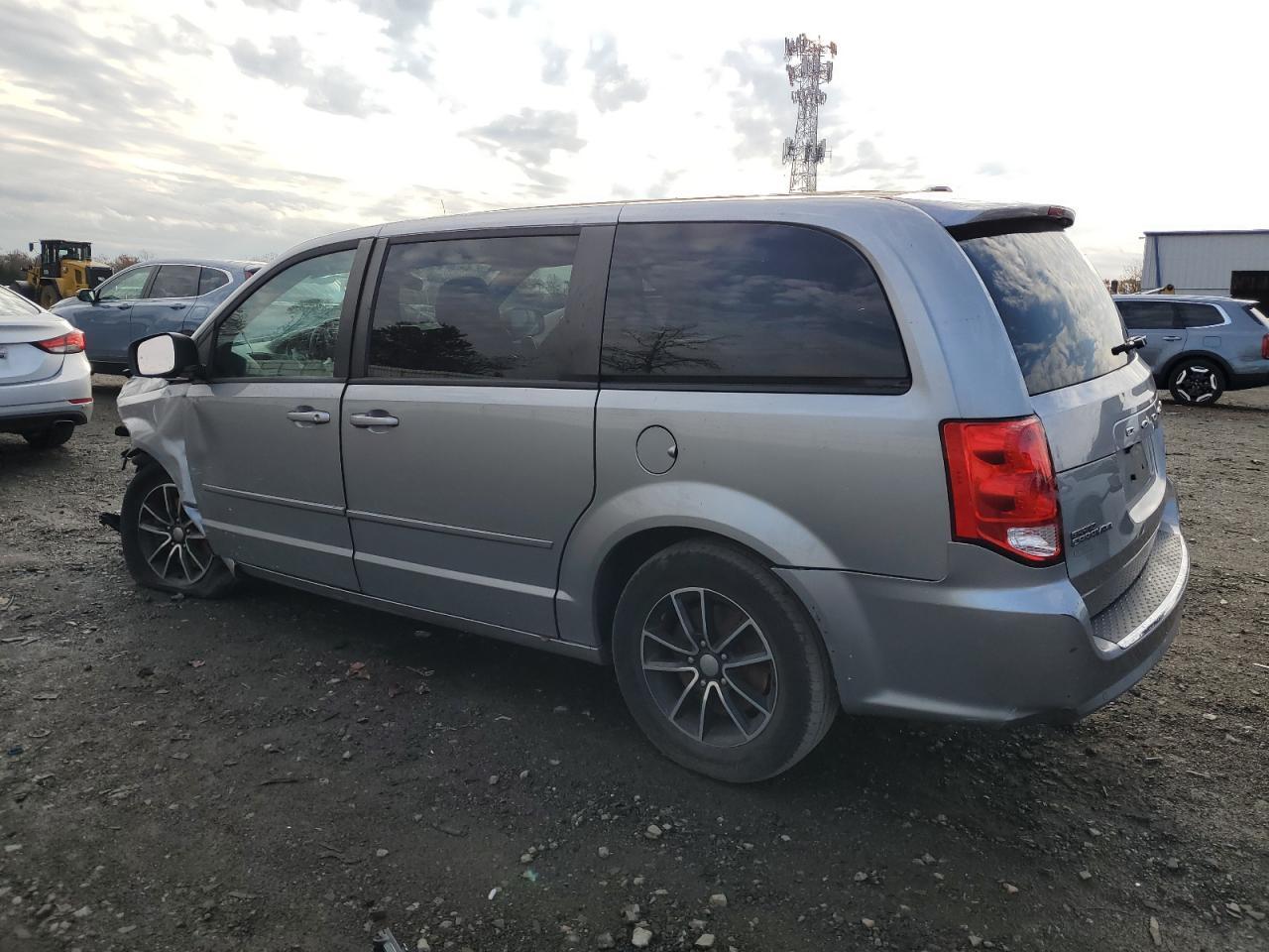 2016 Dodge Grand Caravan R/T - zdjęcie 2