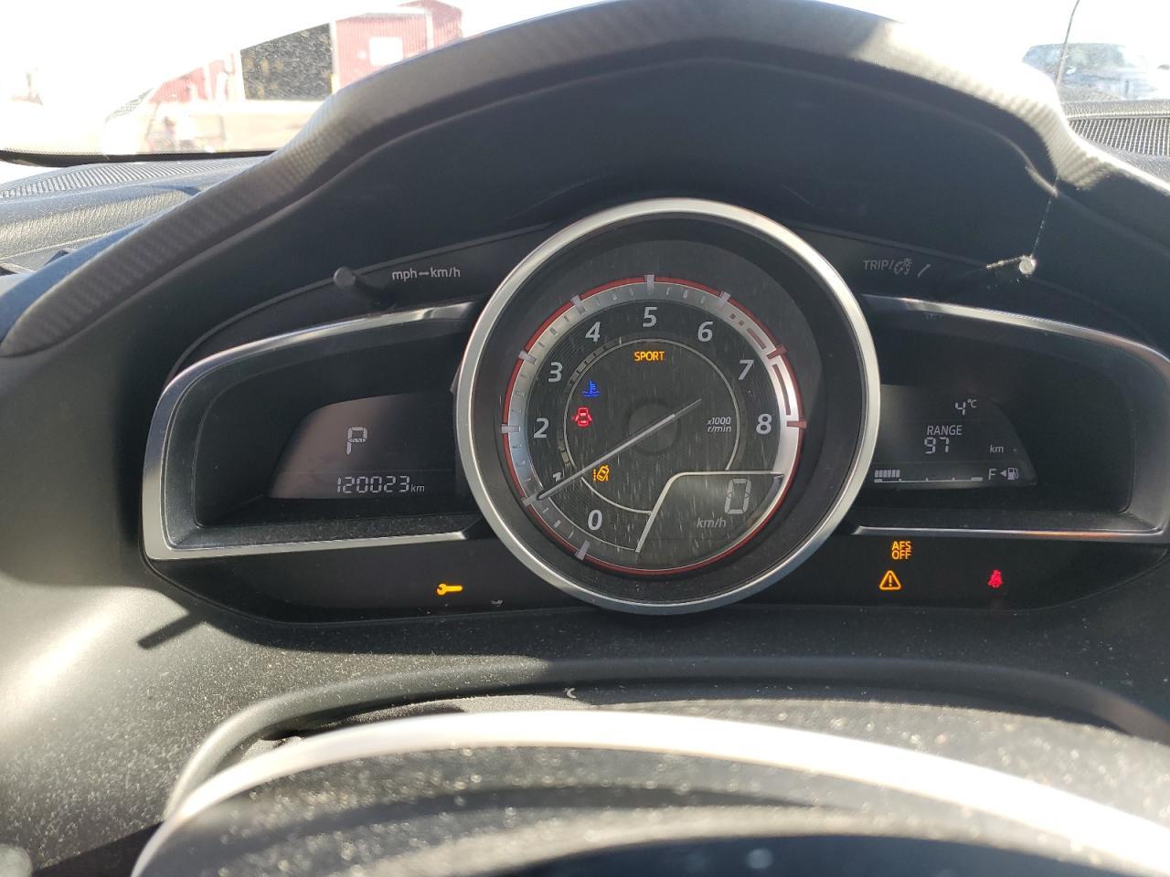 2016 Mazda 3 - zdjęcie 9