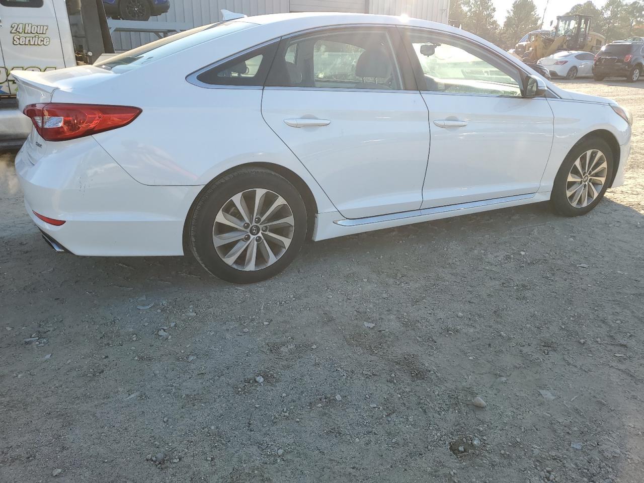 2015 Hyundai Sonata Sport - zdjęcie 3