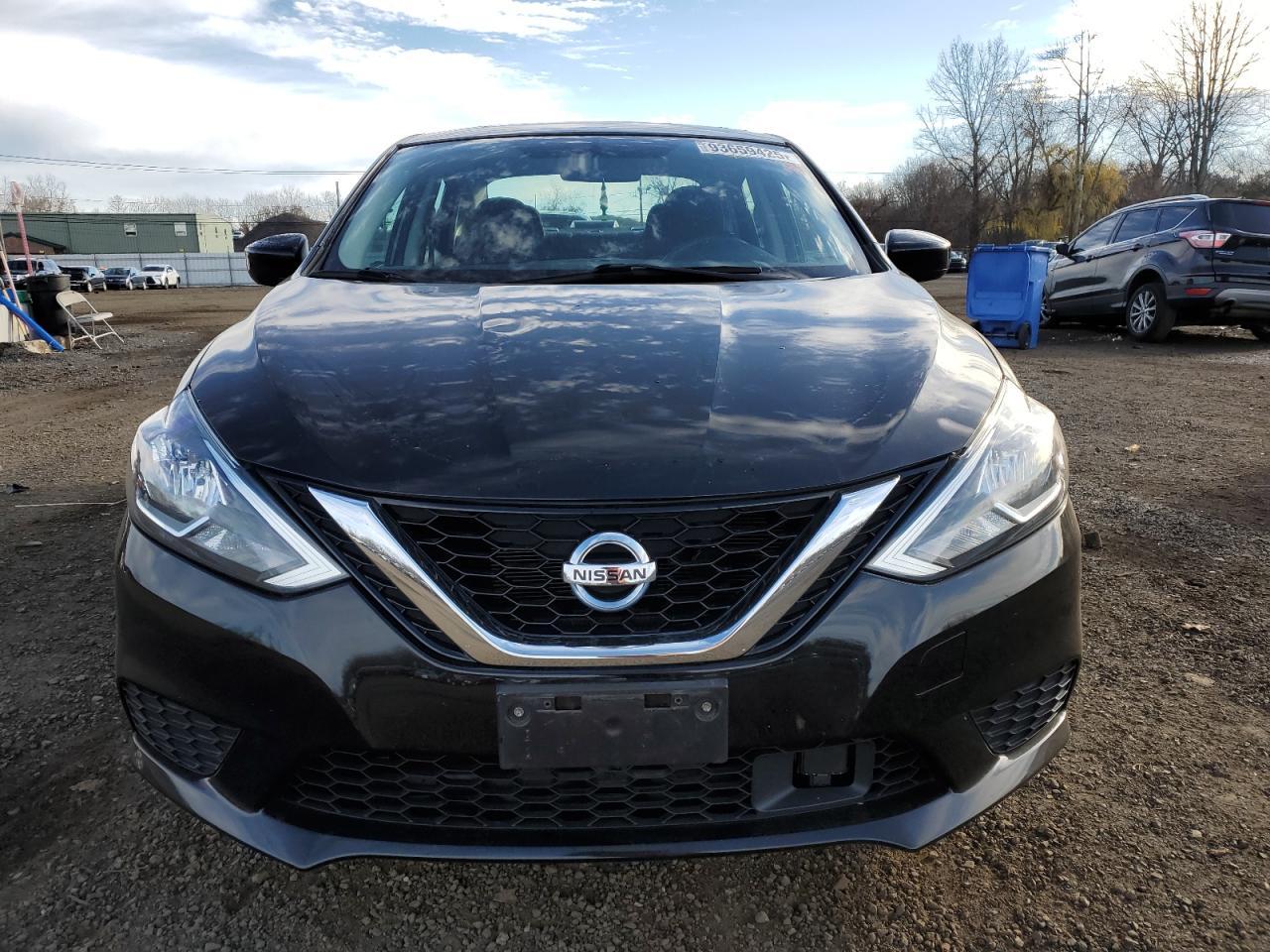 2018 Nissan Sentra - zdjęcie 5