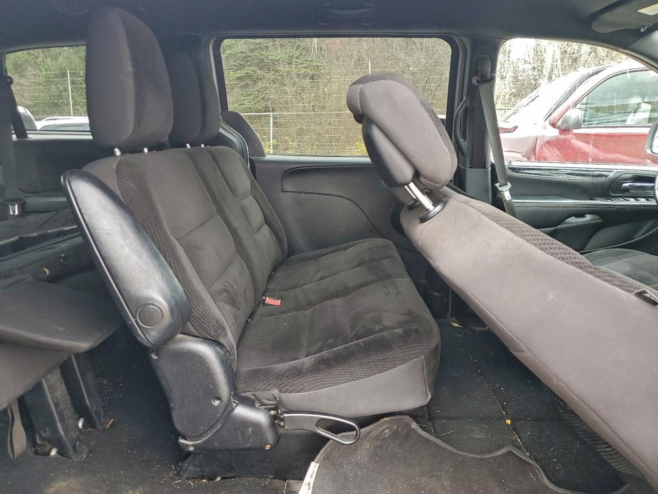 2018 Dodge Caravan - zdjęcie 11
