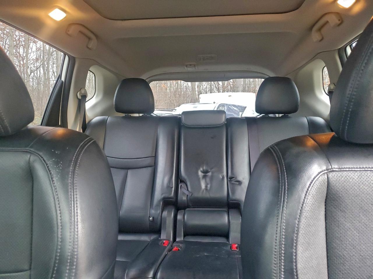 2018 Nissan Rogue - zdjęcie 10