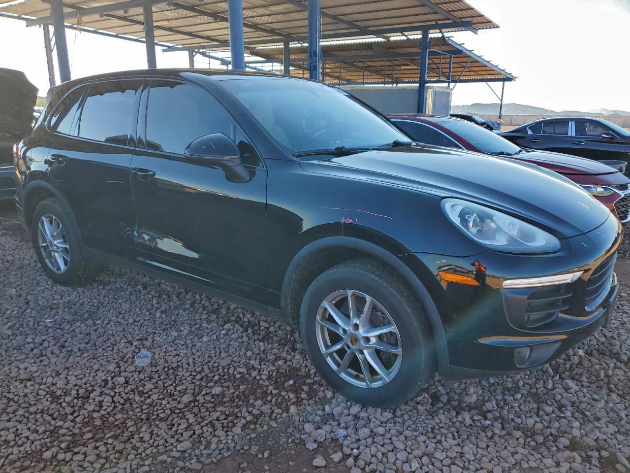 2016 Porsche Cayenne - zdjęcie 4