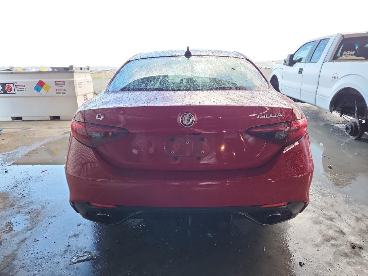 2020 Alfa Romeo Giulia - zdjęcie 6