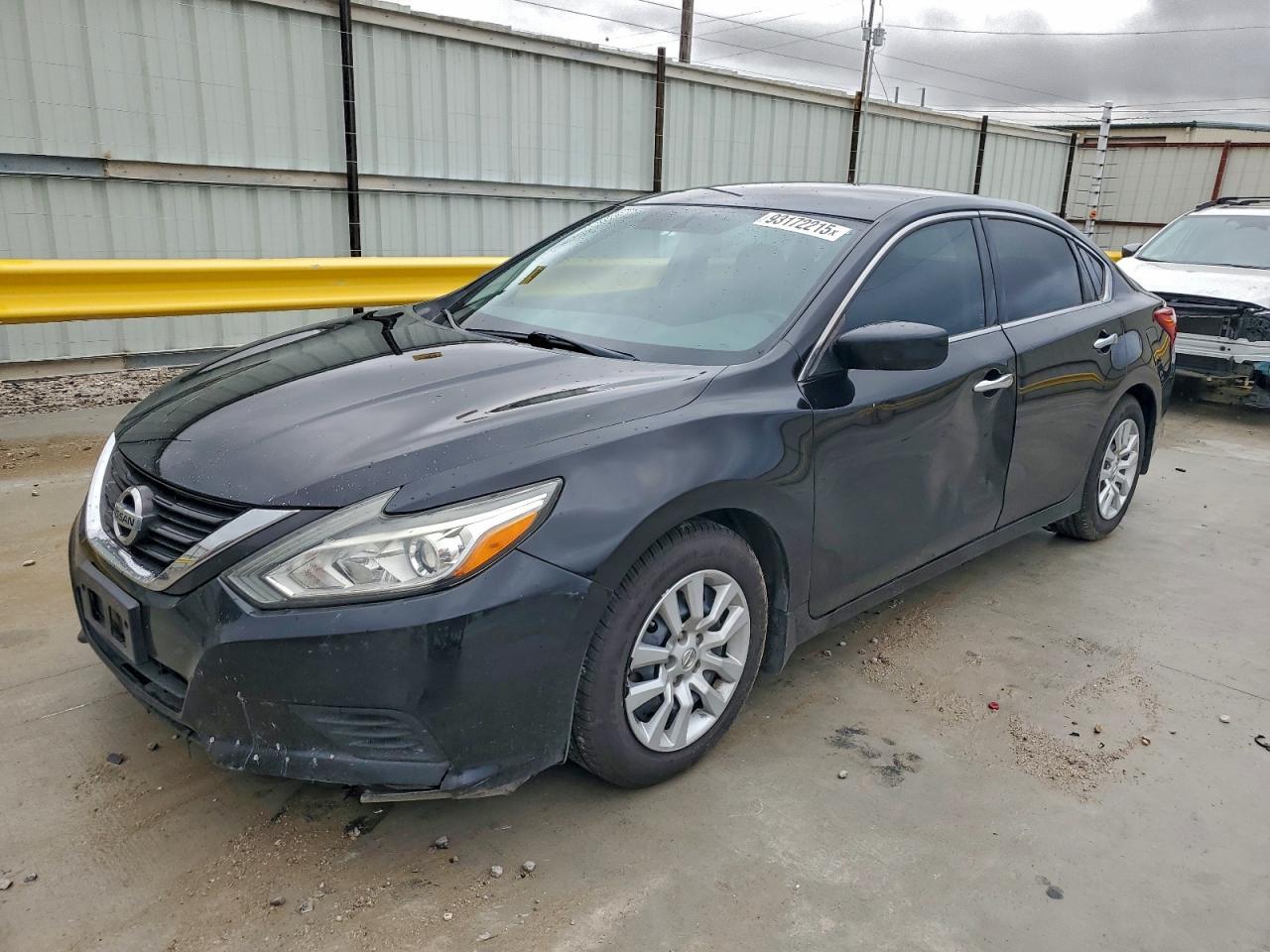 2017 Nissan Altima 2.5 - zdjęcie główne