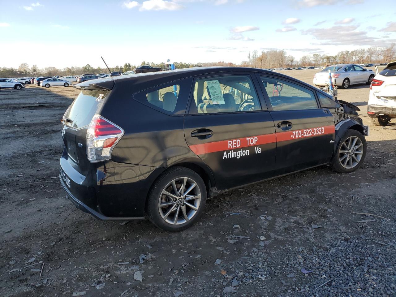 2015 Toyota Prius V - zdjęcie 3