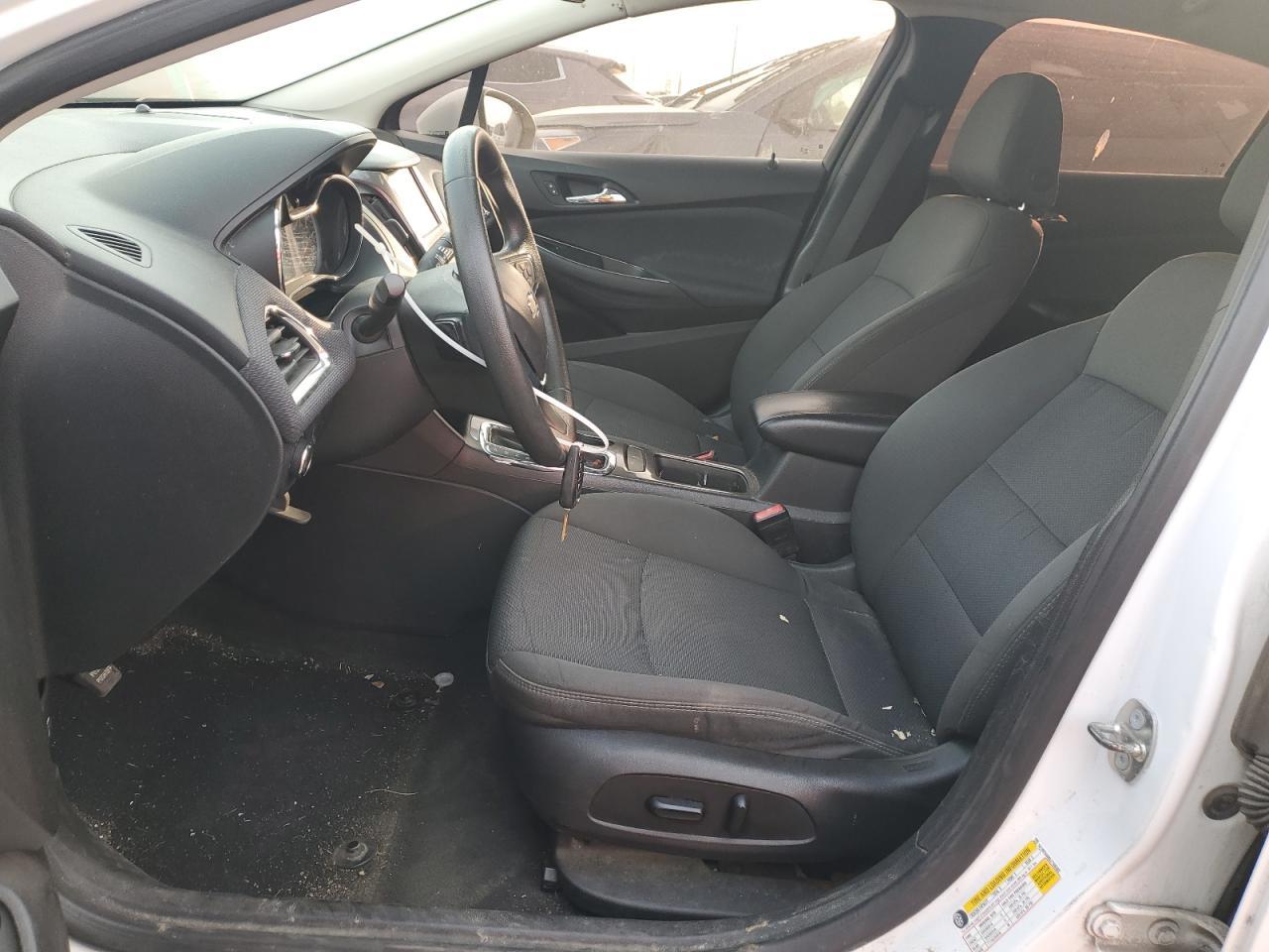 2018 Chevrolet Cruze - zdjęcie 7