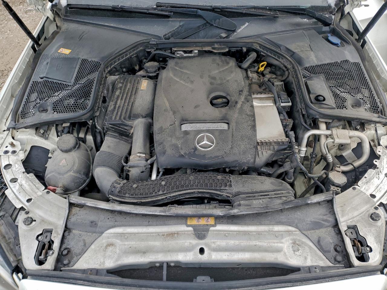 2017 Mercedes-Benz C 300 4Matic - zdjęcie 11