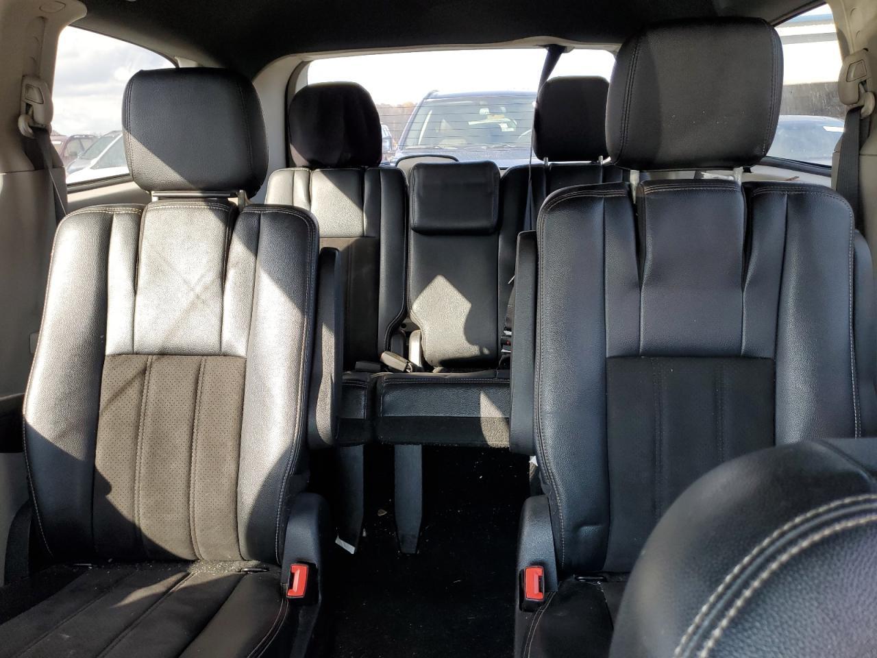 2019 Dodge Caravan - zdjęcie 10