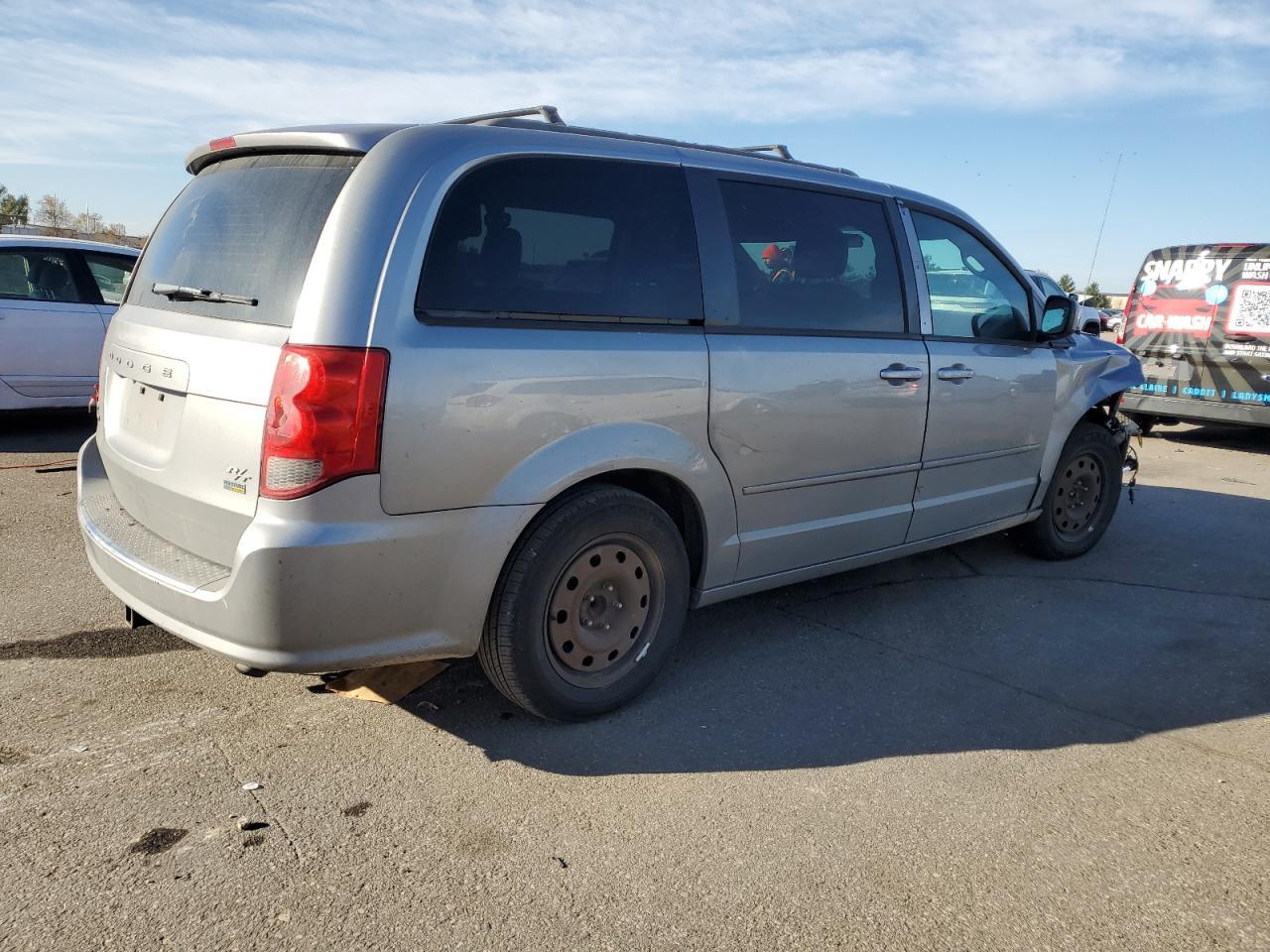 2016 Dodge Grand Caravan R/T - zdjęcie 3