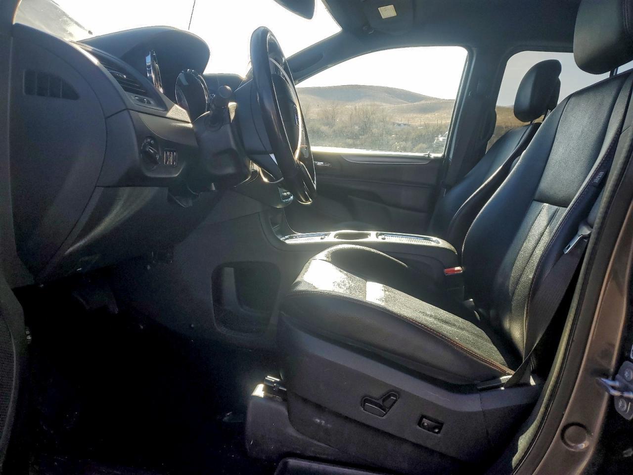 2019 Dodge Grand Caravan Gt - zdjęcie 7