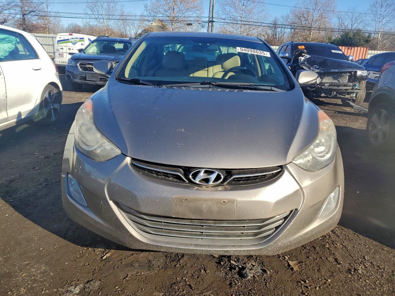 2013 Hyundai Elantra - zdjęcie 5