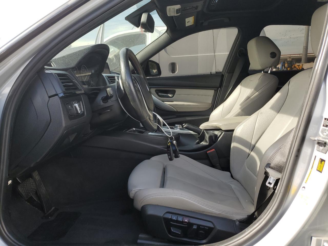 2013 BMW 335 I - zdjęcie 7