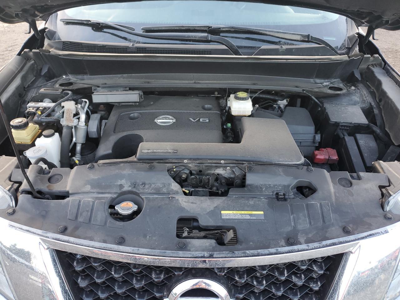 2015 Nissan Pathfinder - zdjęcie 12