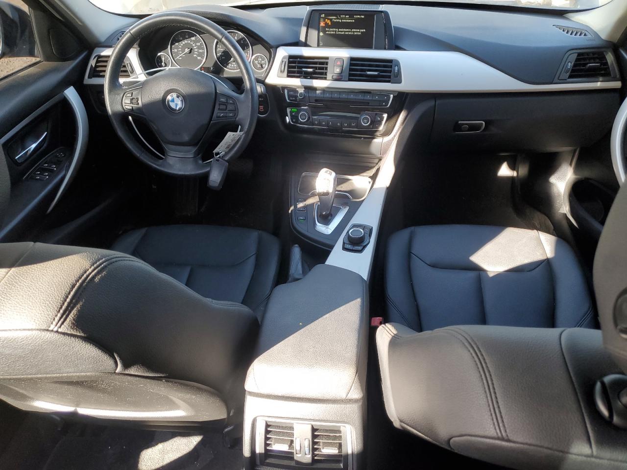 2016 BMW 320 Xi - zdjęcie 8