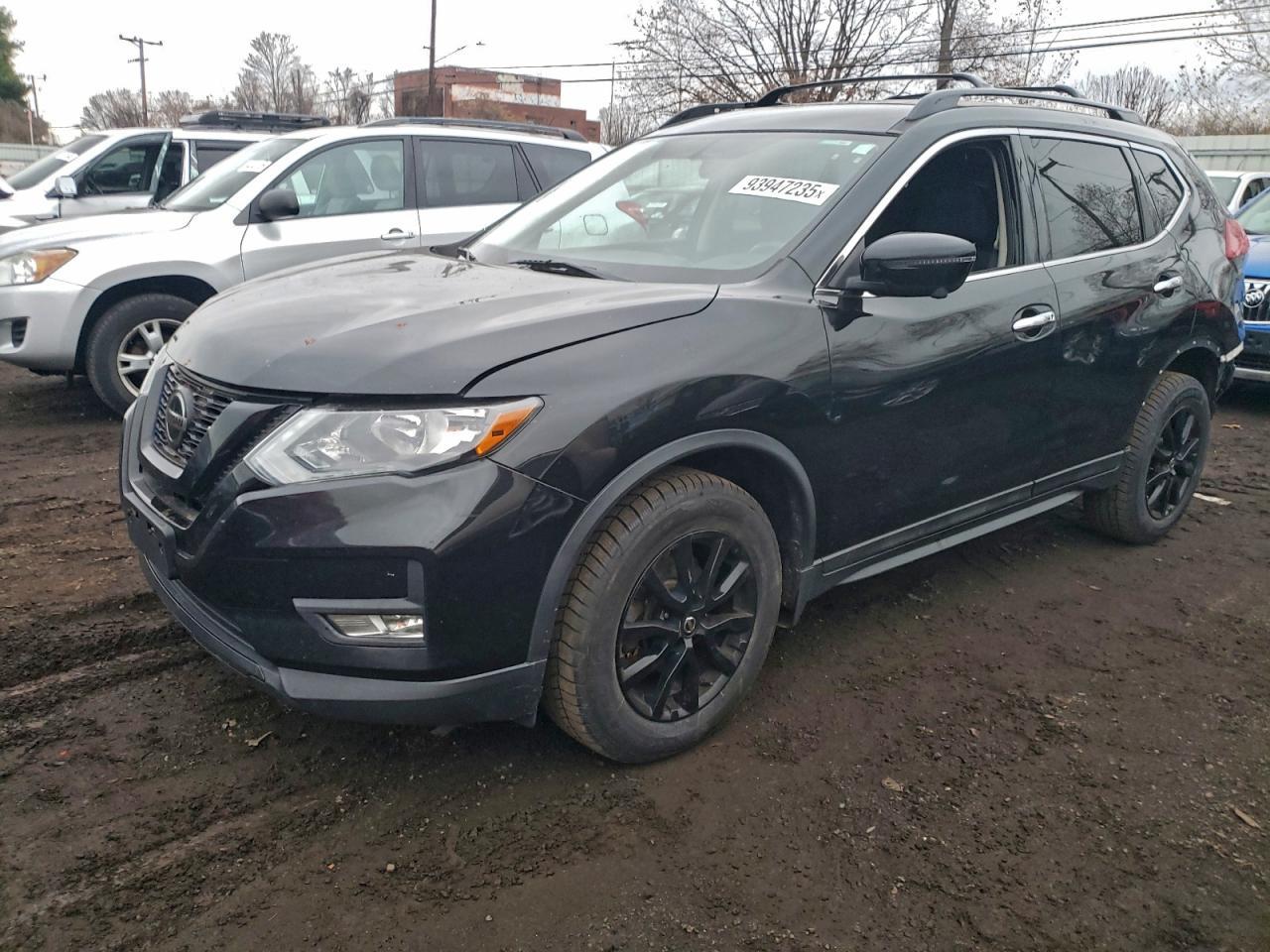 2018 Nissan Rogue - zdjęcie główne