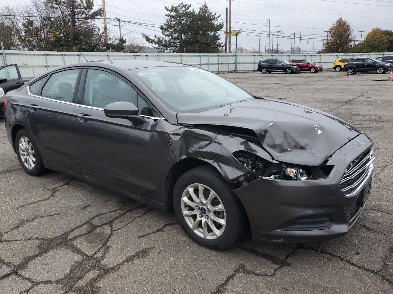 2016 Ford Fusion S - zdjęcie 4