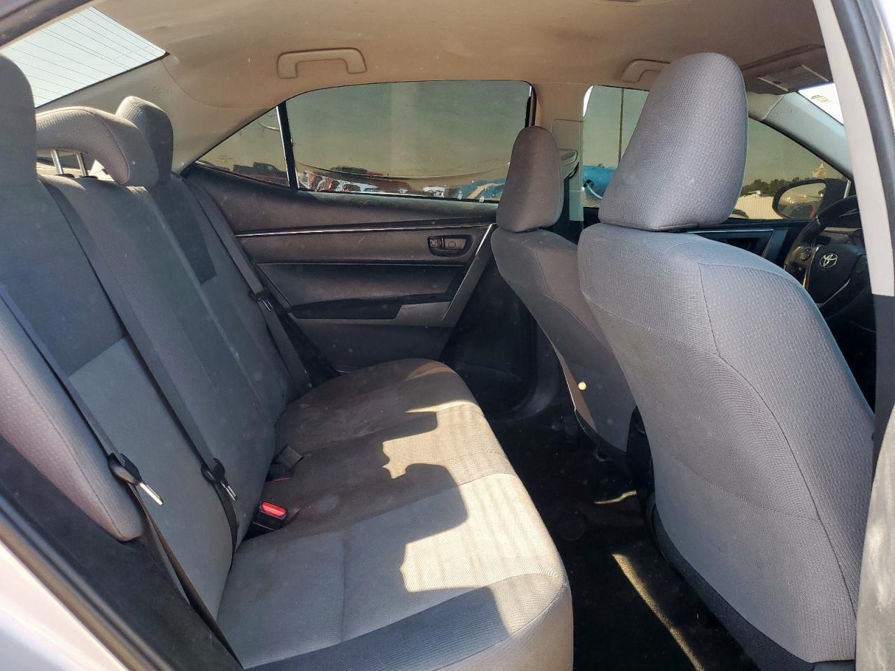 2014 Toyota Corolla - zdjęcie 10