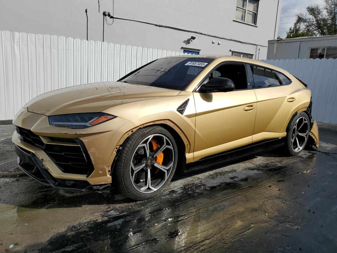 2022 Lamborghini Urus