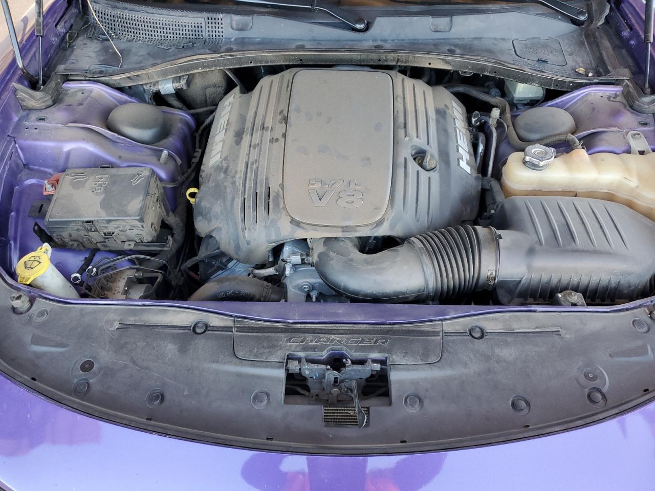 2016 Dodge Charger - zdjęcie 11