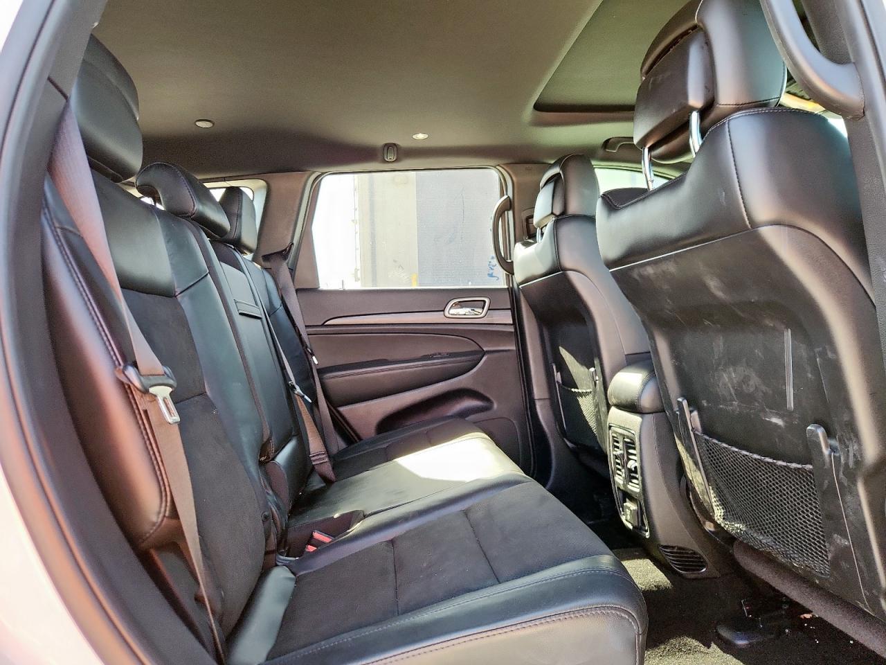 2021 Jeep Grand Cherokee - zdjęcie 11