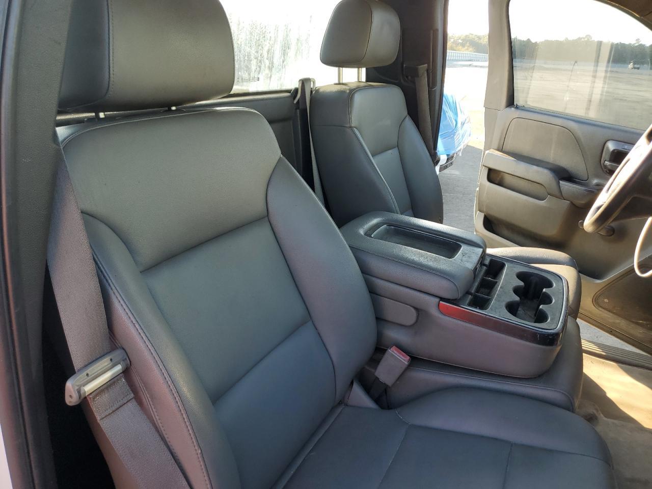 2016 Chevrolet Silverado - zdjęcie 10