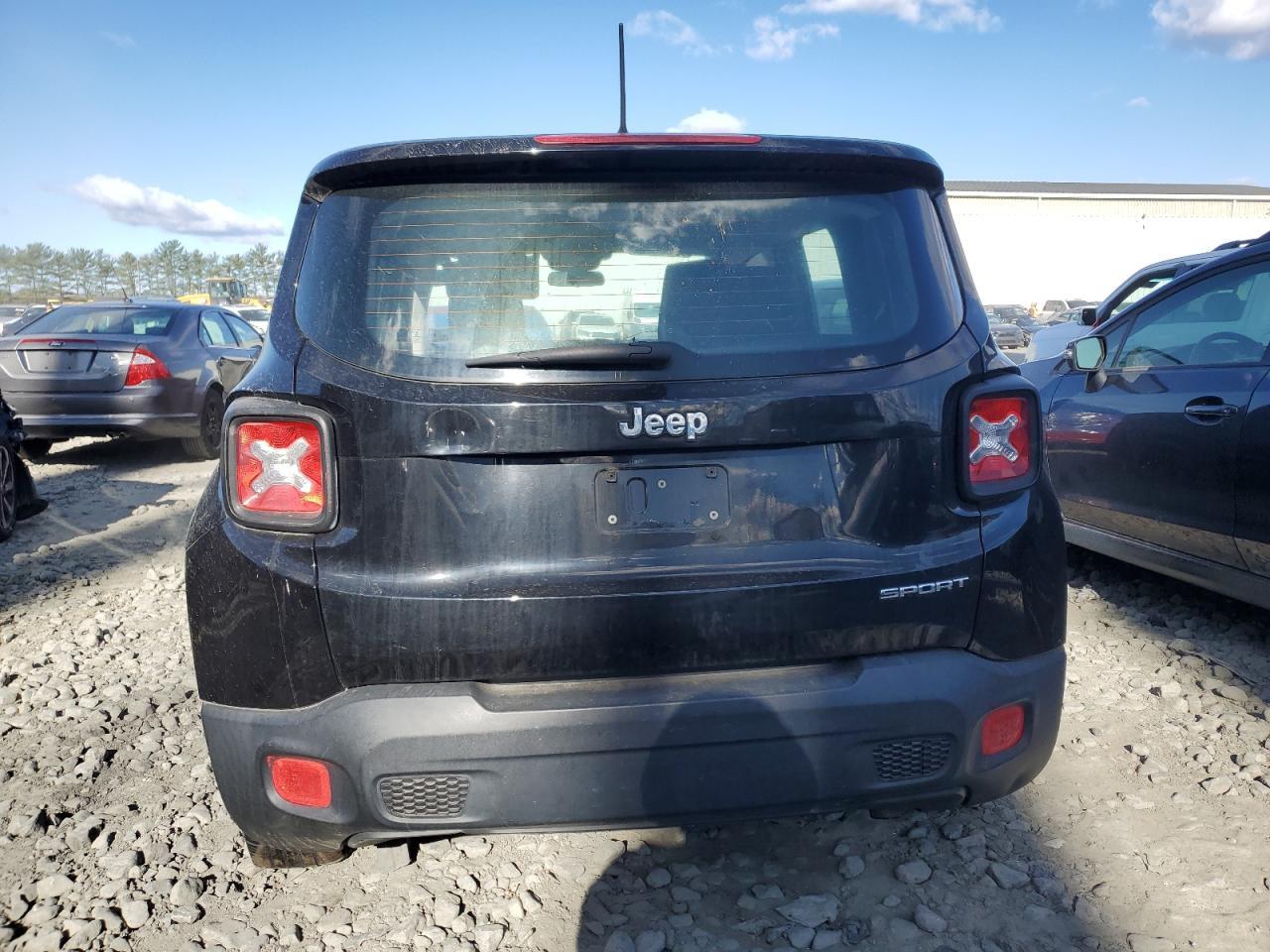 2015 Jeep Renegade Sport - zdjęcie 6