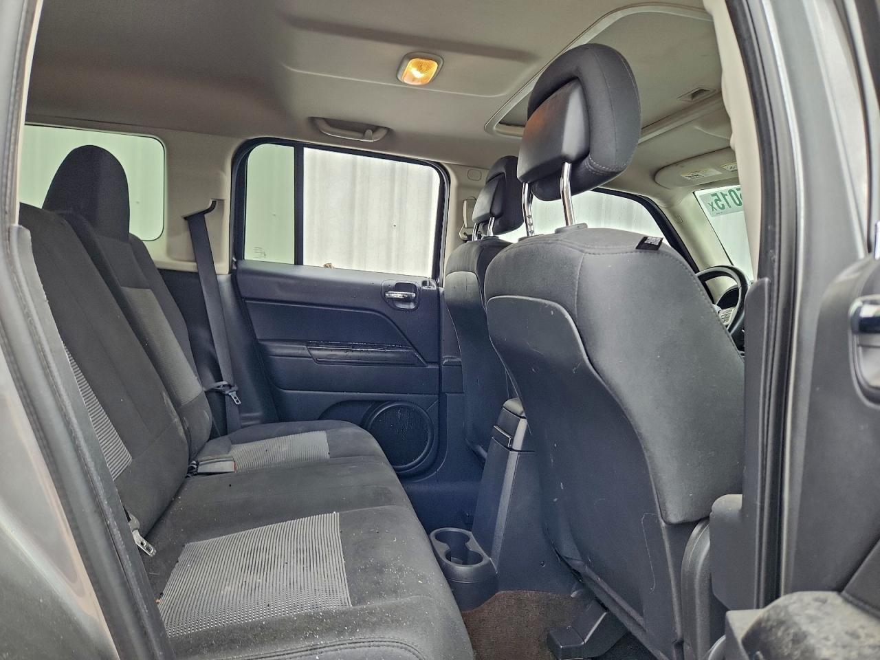 2014 Jeep Liberty (Patriot) - zdjęcie 11